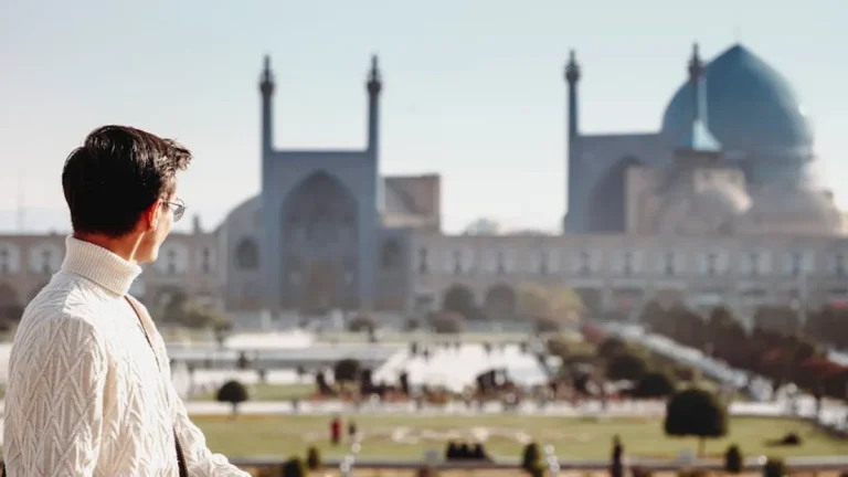 Iran Travel and Culture Guide for Visitors