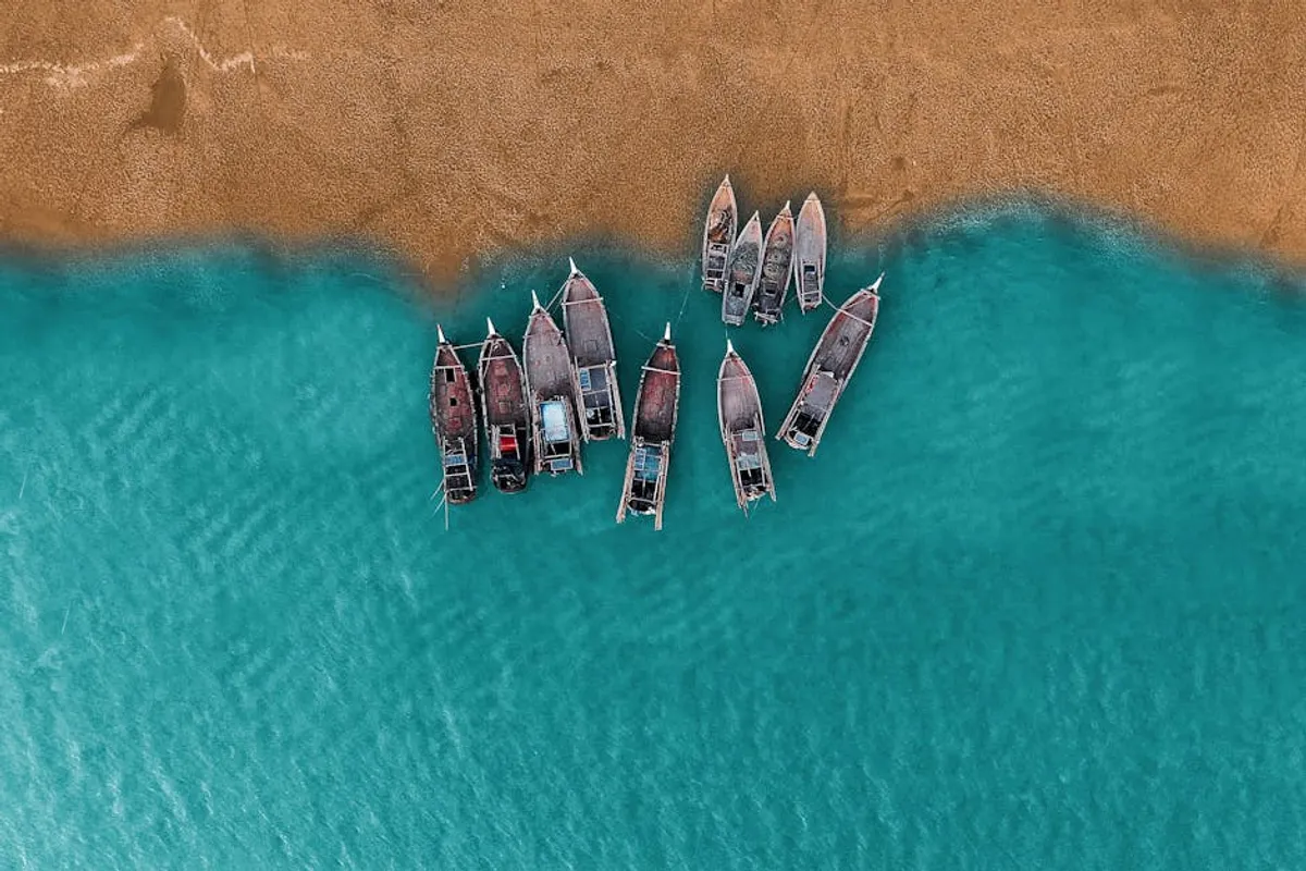 Qeshm Travel Guide: Culture, Nature, and Local Tips
