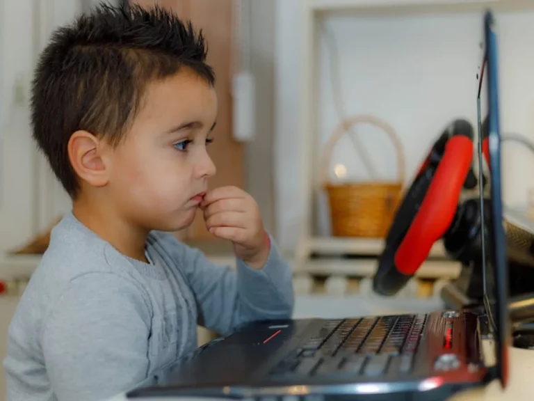 The Growing Curiosity Around furtherbusiness.com and What Readers Expect for Qeshmdaily Readers