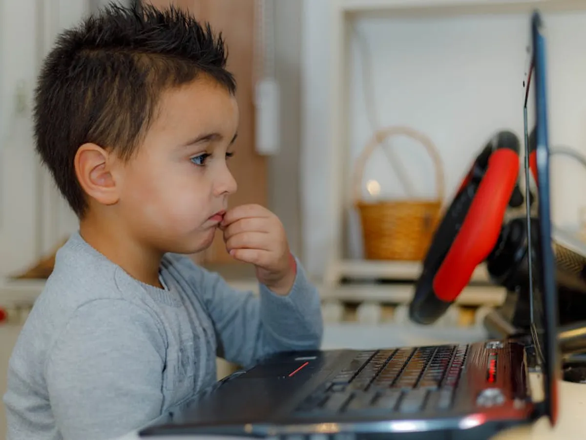 The Growing Curiosity Around furtherbusiness.com and What Readers Expect for Qeshmdaily Readers