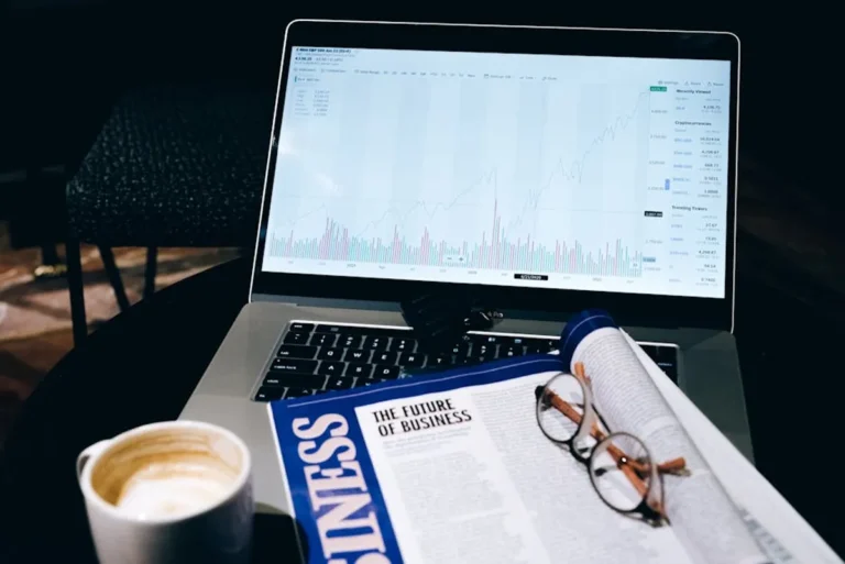 What local news, culture, and travel Publishers Can Learn From Search Interest in EditPro Tips AI
